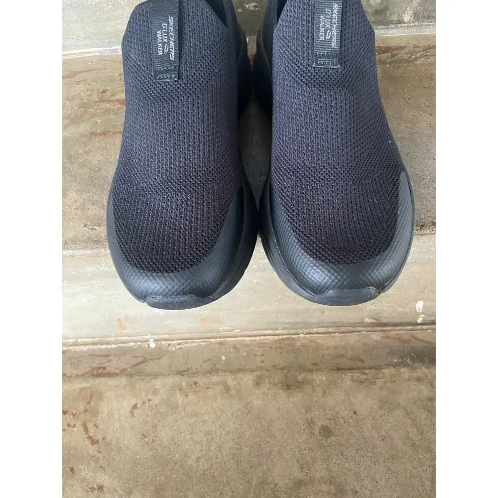 Skechers DLux Walker Relaxed Fit black knit upper sneaker